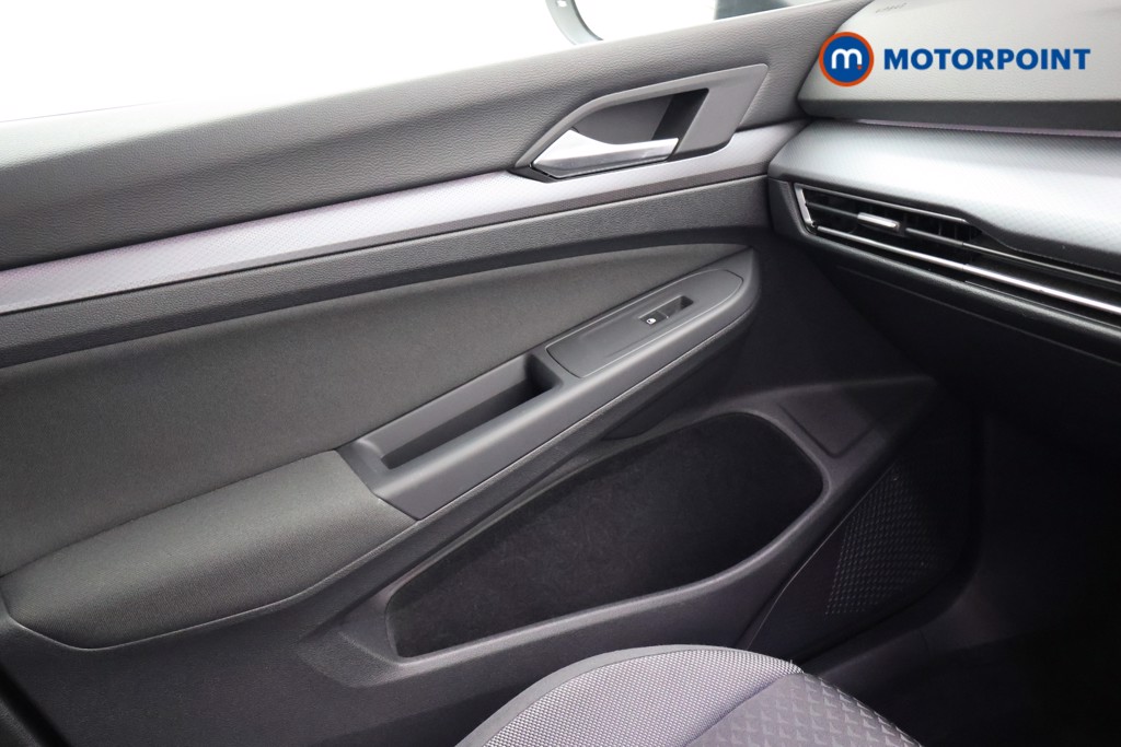 Volkswagen Golf Active Automatic Petrol Hatchback - Stock Number (1673235) - 12th supplementary image
