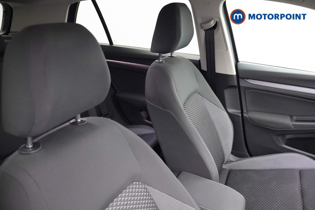 Volkswagen Golf Active Automatic Petrol Hatchback - Stock Number (1673235) - 17th supplementary image