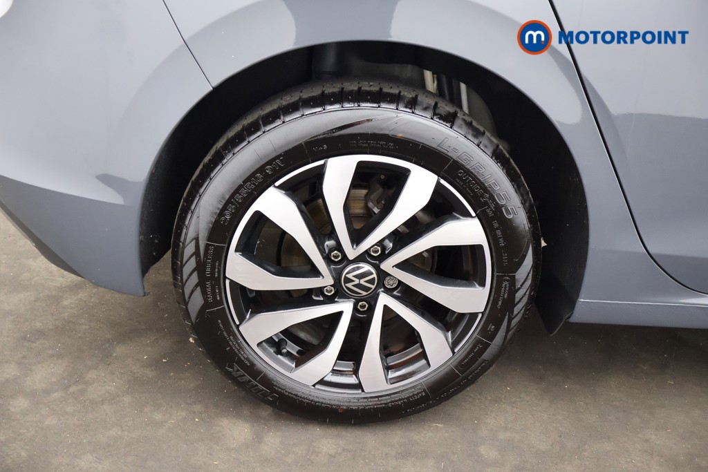 Volkswagen Golf Active Automatic Petrol Hatchback - Stock Number (1673235) - 32nd supplementary image