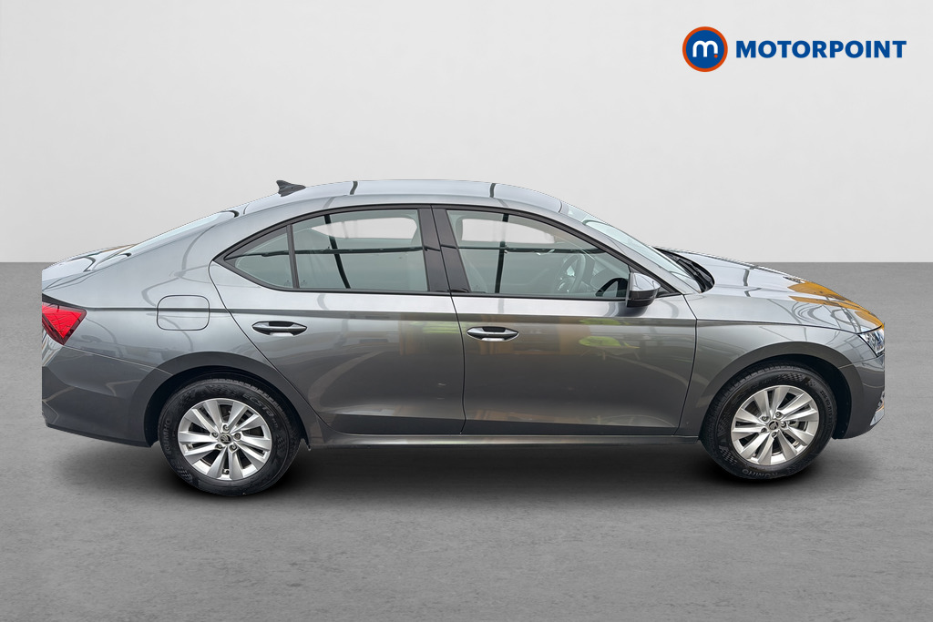 Skoda Octavia Se Technology Manual Petrol Hatchback - Stock Number (1673437) - Passenger side