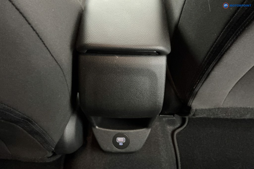 Hyundai I20 Premium Automatic Petrol Hatchback - Stock Number (1673438) - 10th supplementary image