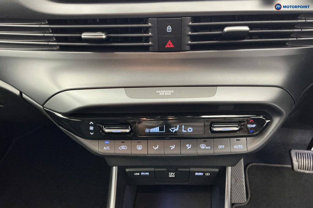 Hyundai I20 Premium Automatic Petrol Hatchback - Stock Number (1673438) - 17th supplementary image