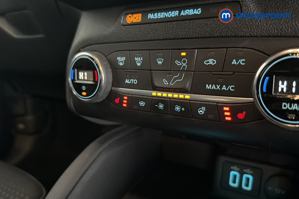 Ford Focus St-Line X Edition Manual Petrol Hatchback - Stock Number (1673504) - 14th supplementary image