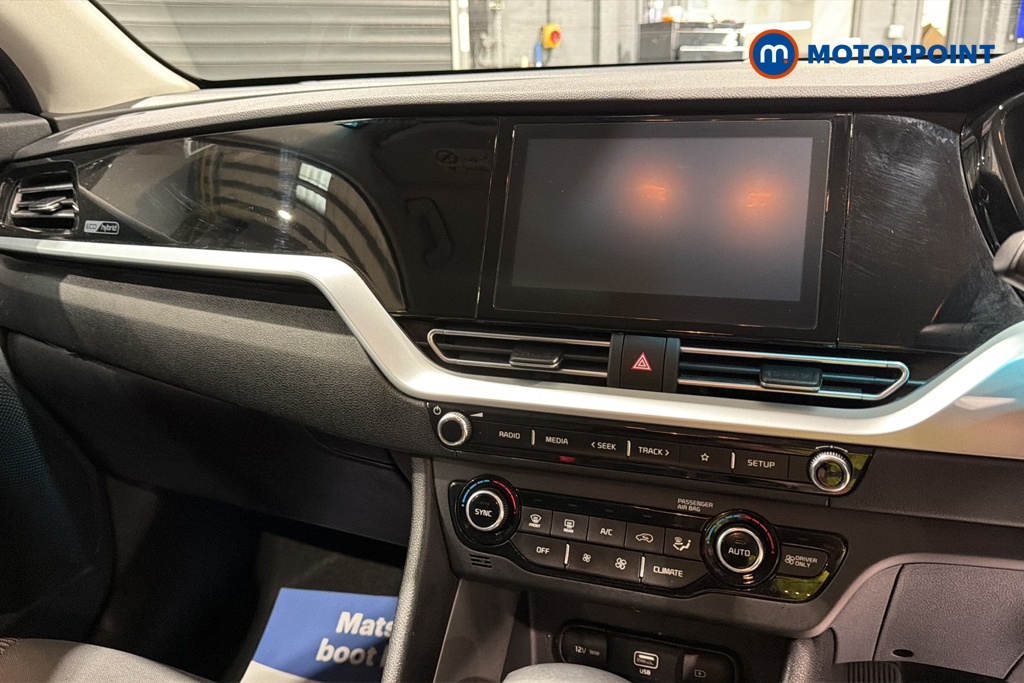 KIA Niro 2 Automatic Petrol-Electric Hybrid SUV - Stock Number (1673756) - 1st supplementary image
