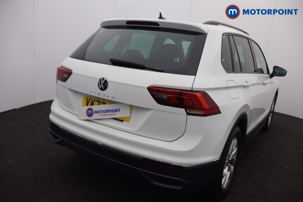 Volkswagen Tiguan Life Manual Diesel SUV - Stock Number (1658353) - 2nd supplementary image