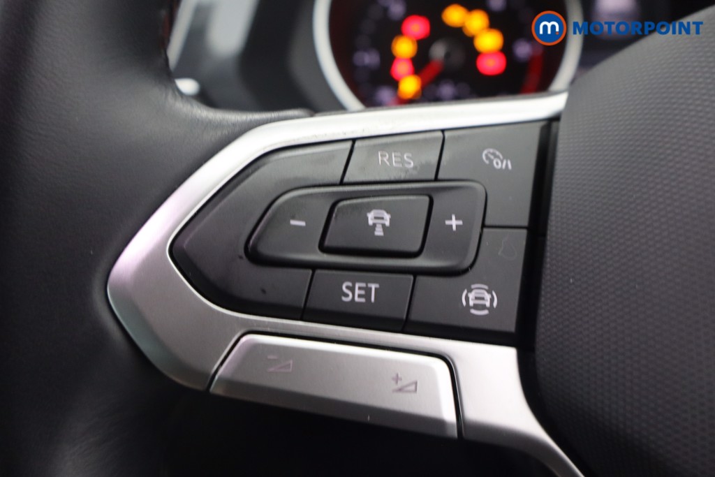 Volkswagen Tiguan Life Manual Diesel SUV - Stock Number (1658353) - 14th supplementary image