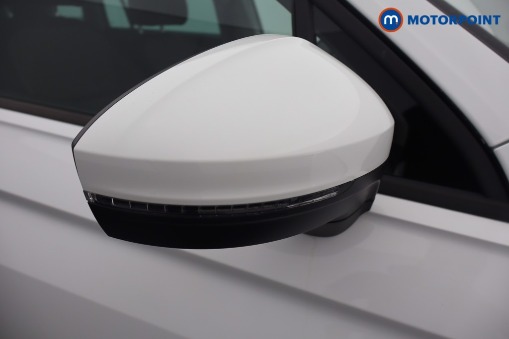 Volkswagen Tiguan Life Manual Diesel SUV - Stock Number (1658353) - 21st supplementary image