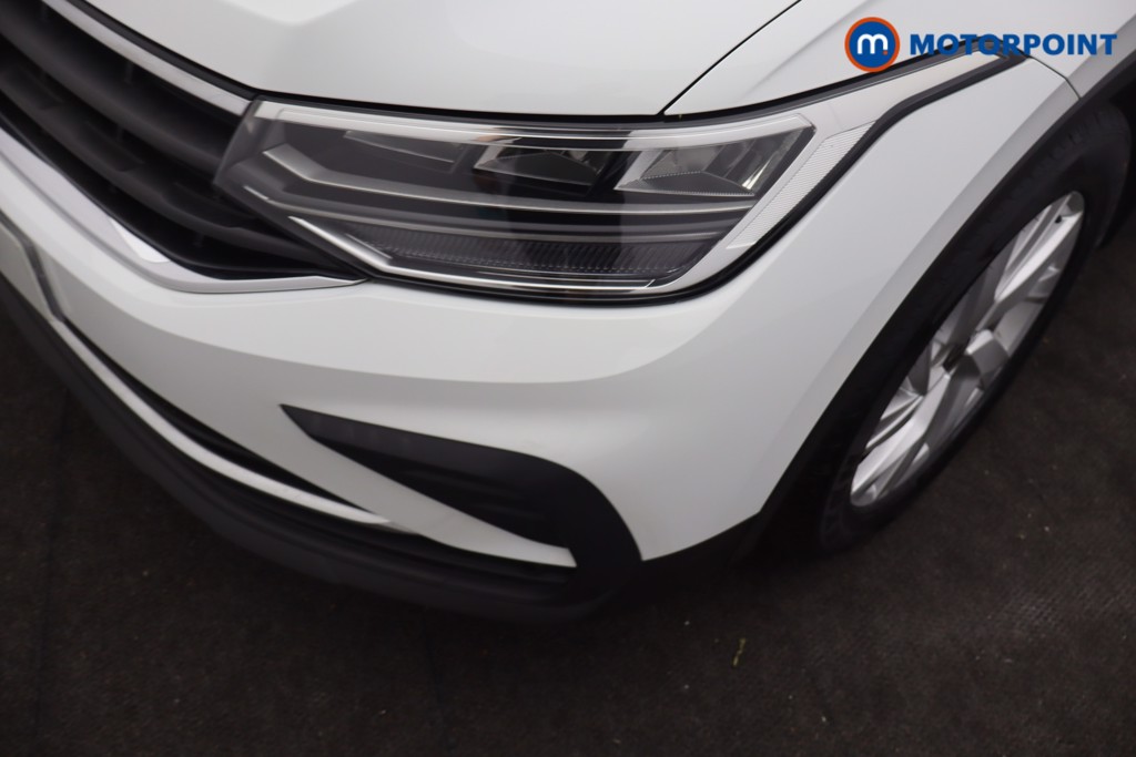 Volkswagen Tiguan Life Manual Diesel SUV - Stock Number (1658353) - 25th supplementary image
