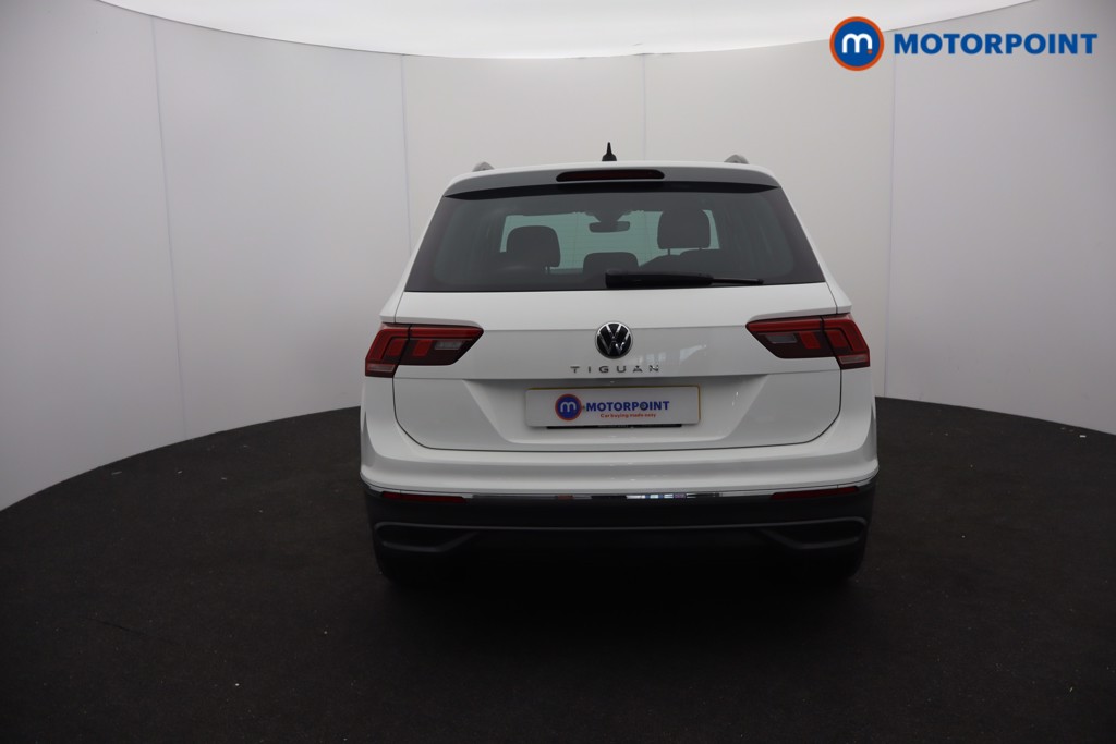 Volkswagen Tiguan Life Manual Diesel SUV - Stock Number (1658353) - 1st supplementary image