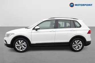 Volkswagen Tiguan Life Manual Diesel SUV - Stock Number (1658353) - Passenger side