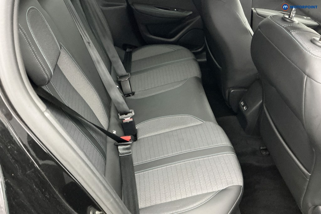 Peugeot 208 Allure Premium Manual Petrol Hatchback - Stock Number (1659913) - 4th supplementary image