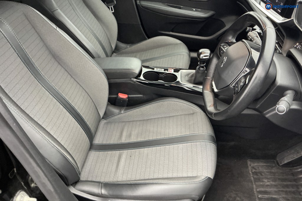 Peugeot 208 Allure Premium Manual Petrol Hatchback - Stock Number (1659913) - 5th supplementary image