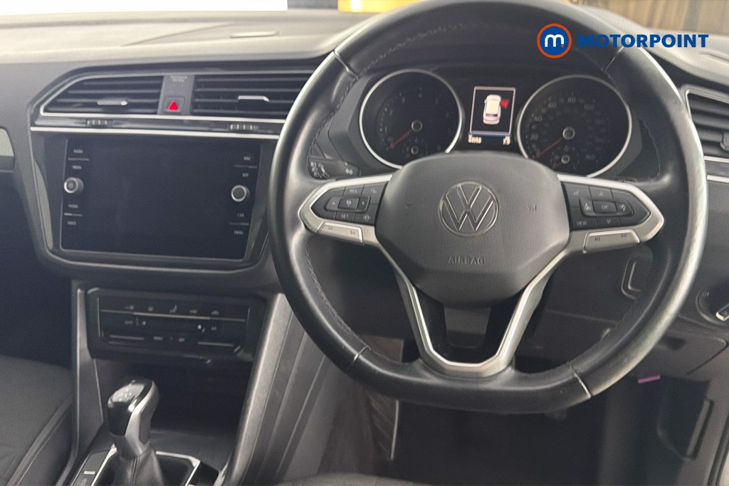 Volkswagen Tiguan Life Automatic Petrol SUV - Stock Number (1660271) - 2nd supplementary image
