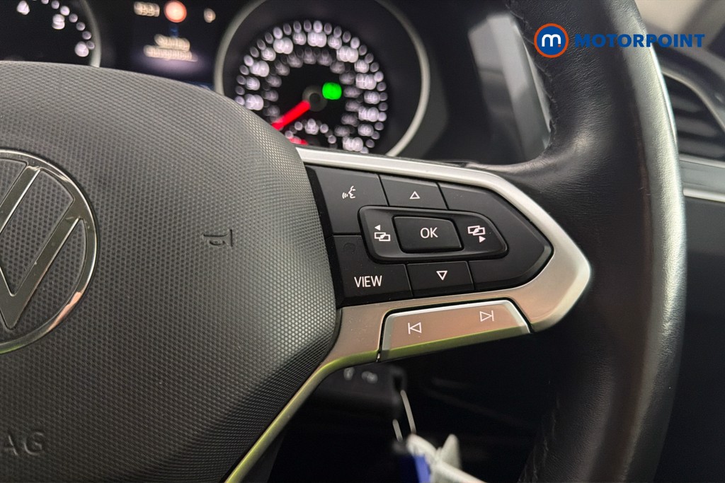 Volkswagen Tiguan Life Automatic Petrol SUV - Stock Number (1660271) - 4th supplementary image