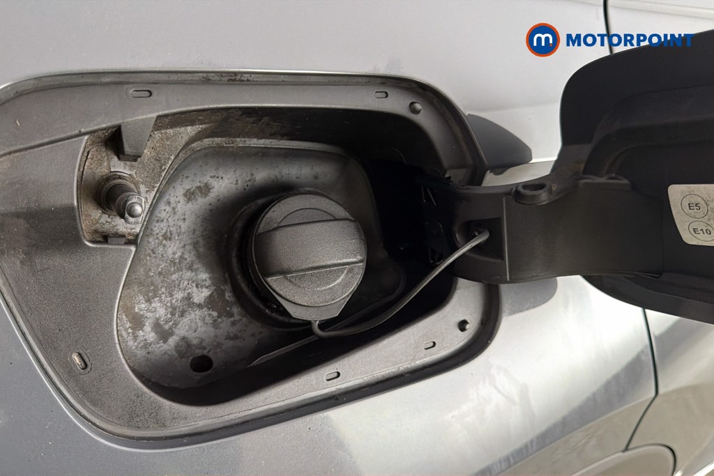 Volkswagen Tiguan Life Automatic Petrol SUV - Stock Number (1660271) - 41st supplementary image