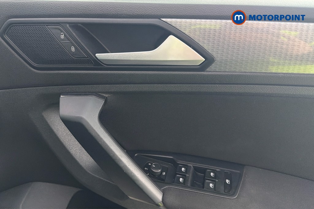 Volkswagen Tiguan Life Automatic Petrol SUV - Stock Number (1660271) - 42nd supplementary image