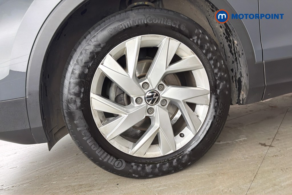 Volkswagen Tiguan Life Automatic Petrol SUV - Stock Number (1660271) - 47th supplementary image