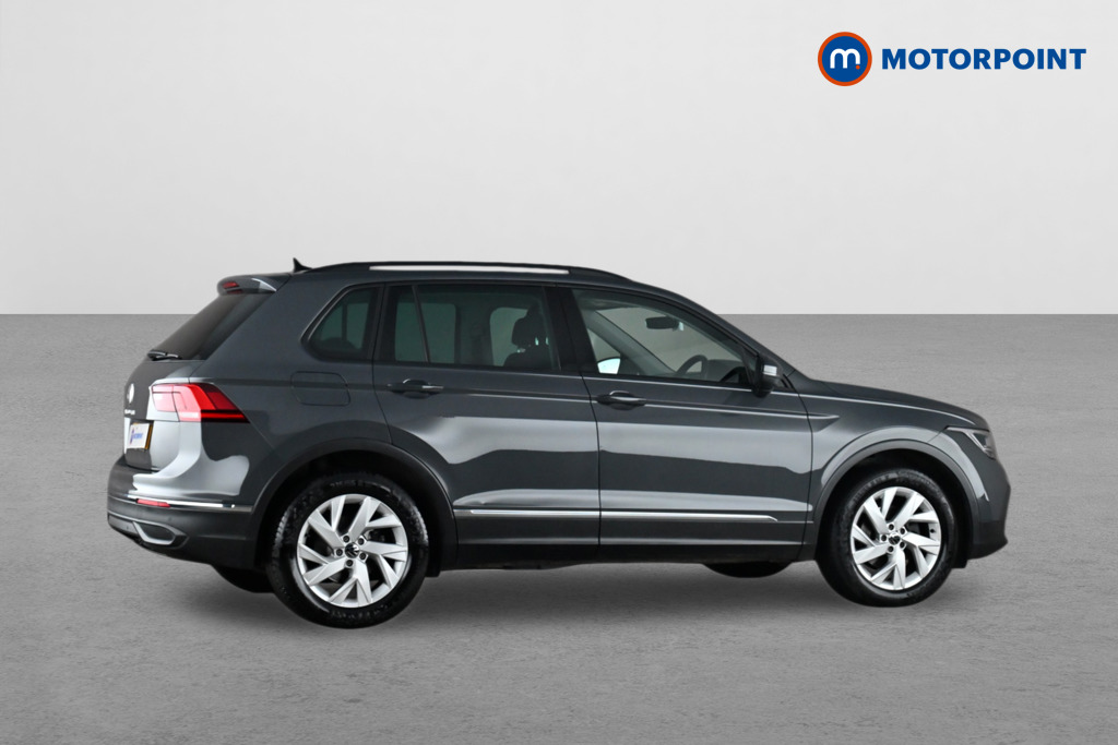 Volkswagen Tiguan Life Automatic Petrol SUV - Stock Number (1660271) - Drivers side
