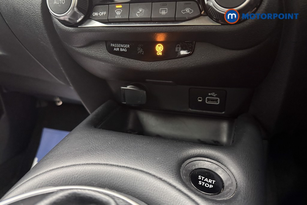 Nissan Juke N-Connecta Automatic Petrol-Electric Hybrid SUV - Stock Number (1660529) - 15th supplementary image