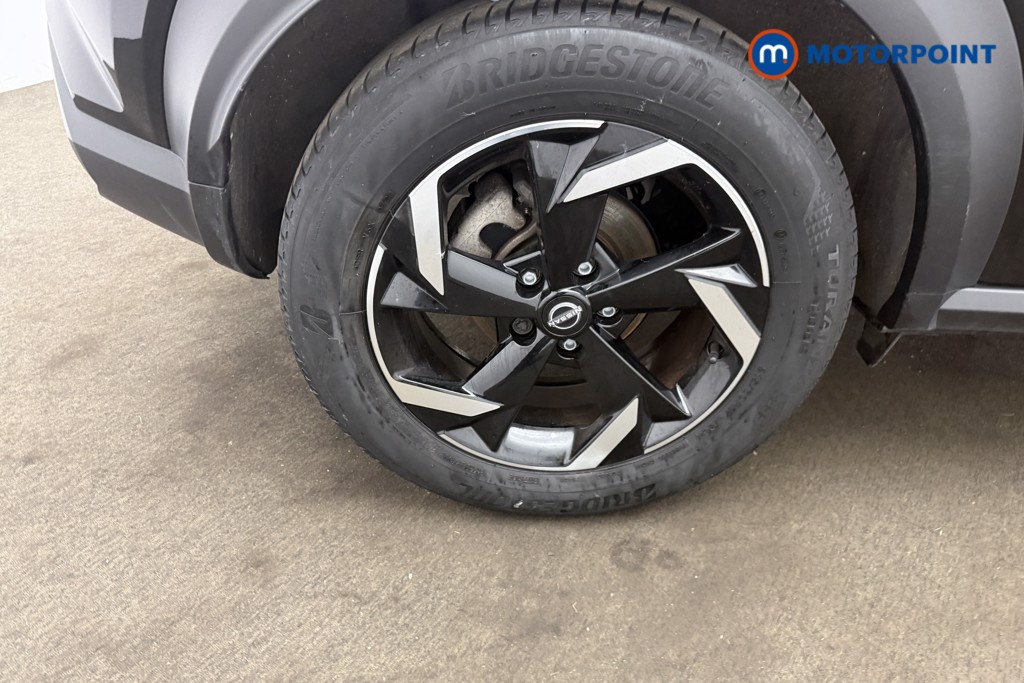 Nissan Juke N-Connecta Automatic Petrol-Electric Hybrid SUV - Stock Number (1660529) - 25th supplementary image