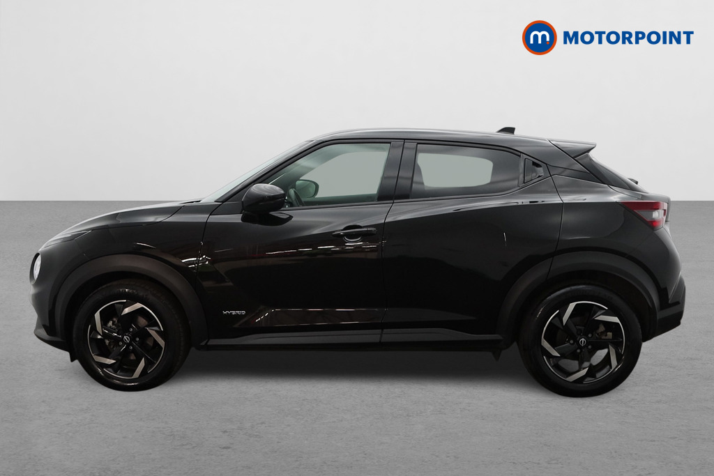 Nissan Juke N-Connecta Automatic Petrol-Electric Hybrid SUV - Stock Number (1660529) - Passenger side