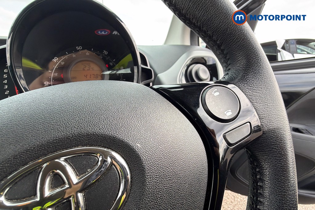 Toyota Aygo X-Play Manual Petrol Hatchback - Stock Number (1661084) - 4th supplementary image