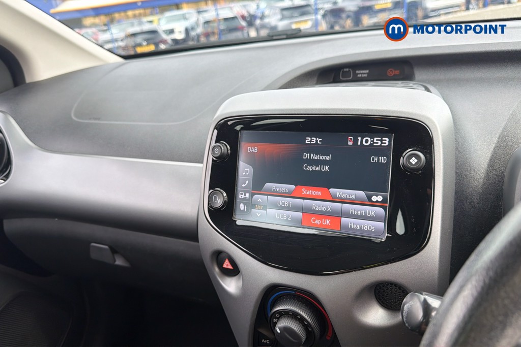 Toyota Aygo X-Play Manual Petrol Hatchback - Stock Number (1661084) - 9th supplementary image