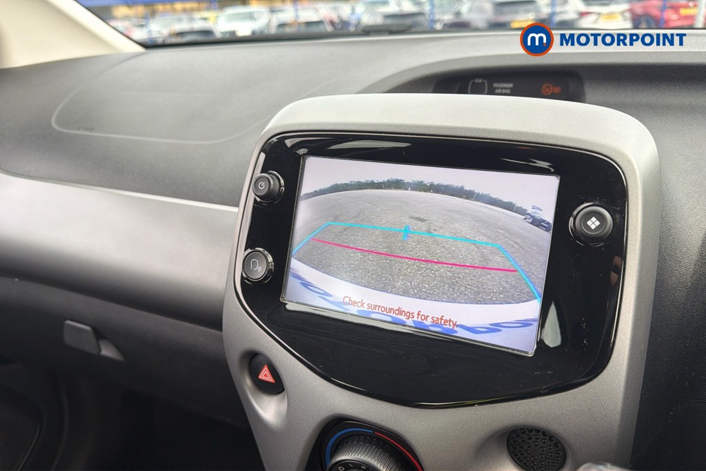 Toyota Aygo X-Play Manual Petrol Hatchback - Stock Number (1661084) - 13th supplementary image