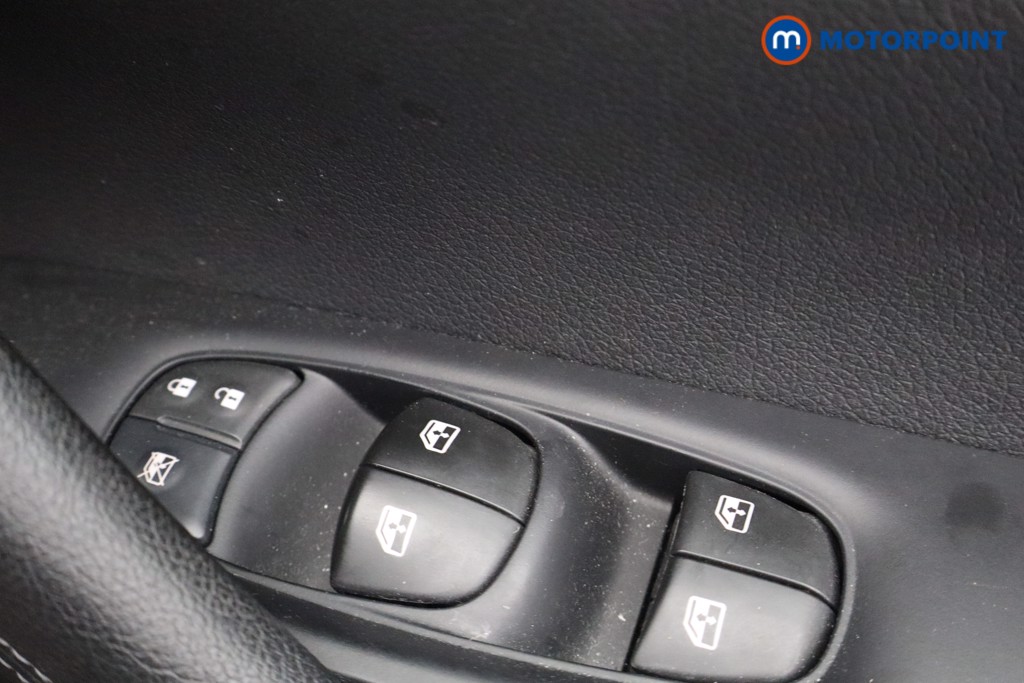 Nissan Qashqai Tekna Automatic Petrol SUV - Stock Number (1661949) - 14th supplementary image