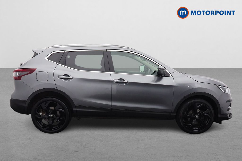 Nissan Qashqai Tekna Automatic Petrol SUV - Stock Number (1661949) - Drivers side