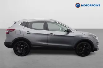 Nissan Qashqai Tekna Automatic Petrol SUV - Stock Number (1661949) - Drivers side