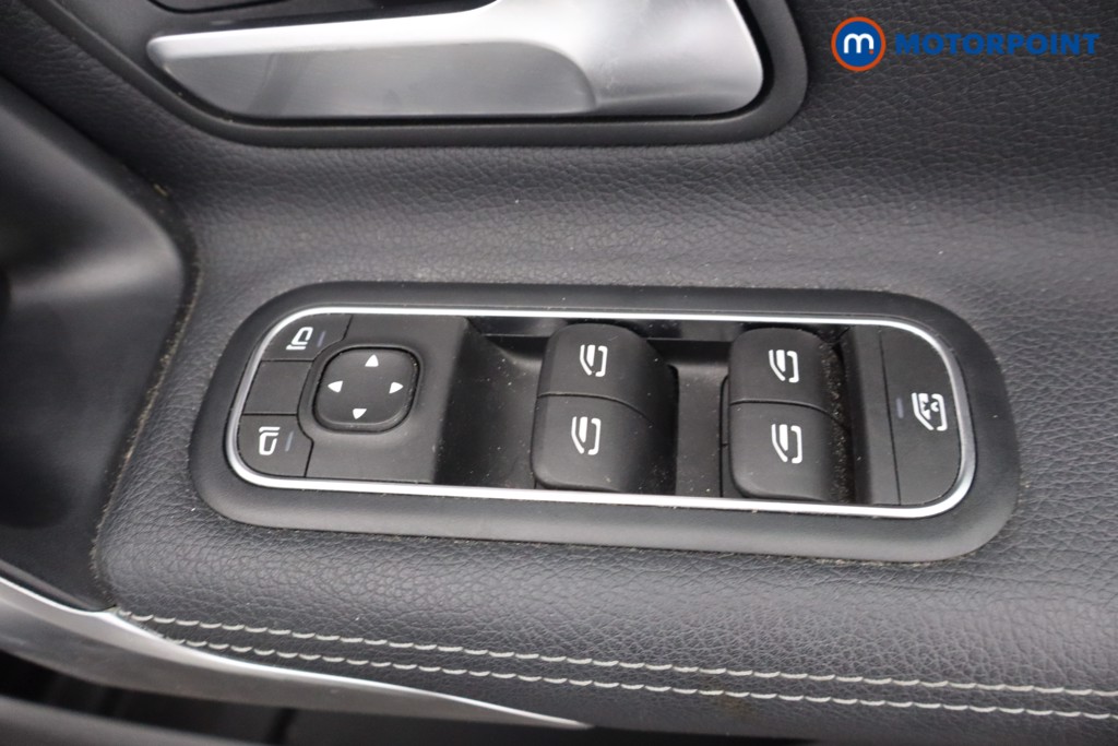 Mercedes-Benz A Class Sport Automatic Petrol Hatchback - Stock Number (1662025) - 10th supplementary image
