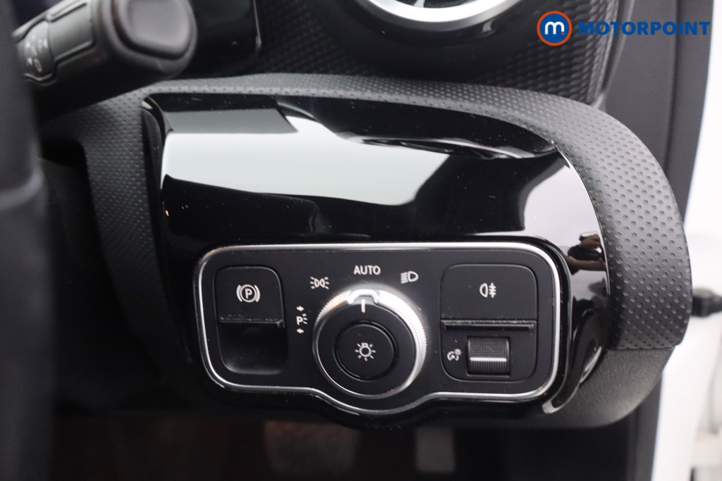 Mercedes-Benz A Class Sport Automatic Petrol Hatchback - Stock Number (1662025) - 12th supplementary image