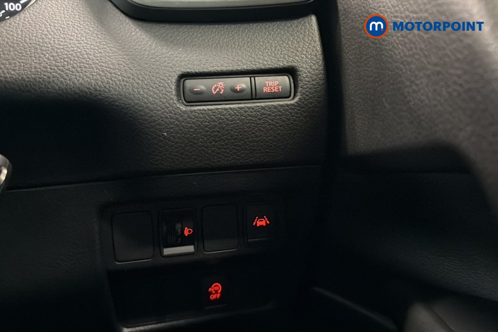 Nissan Qashqai Acenta Premium Manual Petrol SUV - Stock Number (1663312) - 11th supplementary image
