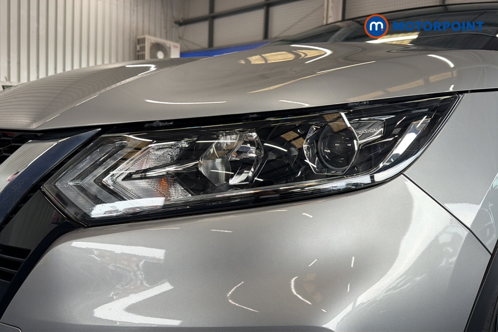 Nissan Qashqai Acenta Premium Manual Petrol SUV - Stock Number (1663312) - 42nd supplementary image