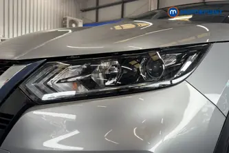 Nissan Qashqai Acenta Premium Manual Petrol SUV - Stock Number (1663312) - 42nd supplementary image