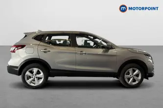 Nissan Qashqai Acenta Premium Manual Petrol SUV - Stock Number (1663312) - Passenger side
