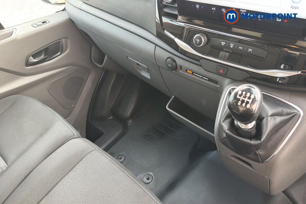 Ford Transit Limited Manual Diesel High Volume-High Roof Van - Stock Number (1664061) - 15th supplementary image