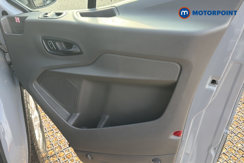 Ford Transit Limited Manual Diesel High Volume-High Roof Van - Stock Number (1664061) - 18th supplementary image