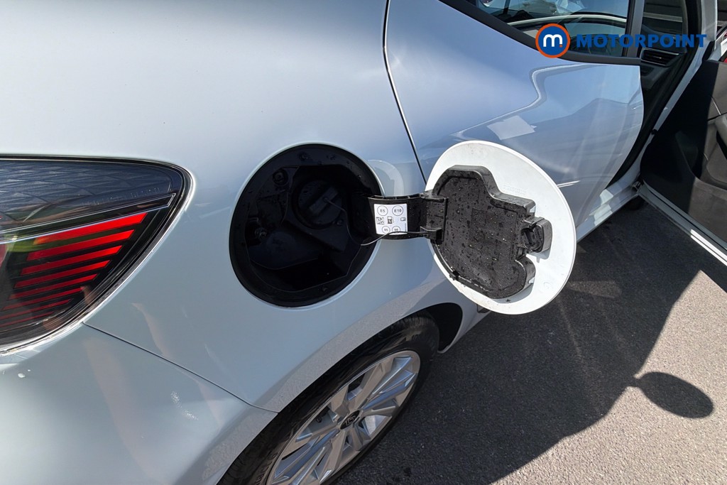 Renault Clio Evolution Manual Petrol Hatchback - Stock Number (1665118) - 25th supplementary image