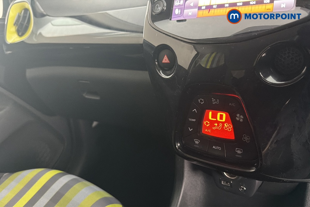 Peugeot 108 Collection Manual Petrol Hatchback - Stock Number (1665771) - 12th supplementary image