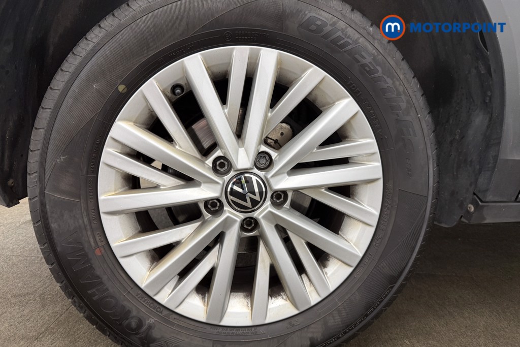 Volkswagen T-Roc Life Manual Petrol SUV - Stock Number (1666975) - 9th supplementary image