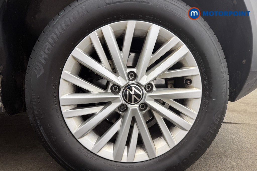 Volkswagen T-Roc Life Manual Petrol SUV - Stock Number (1666975) - 12th supplementary image