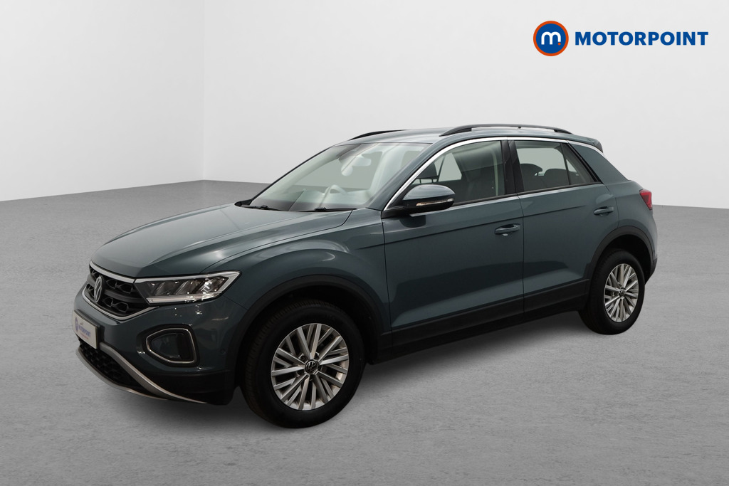 Volkswagen T-Roc Life Manual Petrol SUV - Stock Number (1666975) - Passenger side front corner