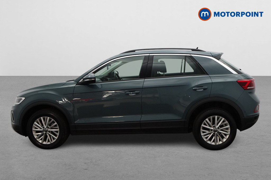 Volkswagen T-Roc Life Manual Petrol SUV - Stock Number (1666975) - Passenger side