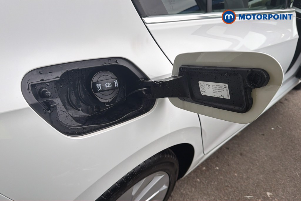 Volkswagen Golf Style Automatic Petrol Plug-In Hybrid Hatchback - Stock Number (1667040) - 26th supplementary image