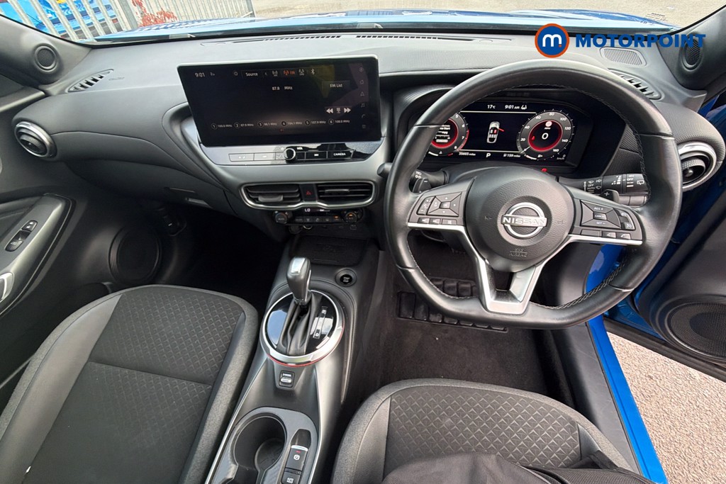 Nissan Juke N-Connecta Automatic Petrol SUV - Stock Number (1667466) - 4th supplementary image