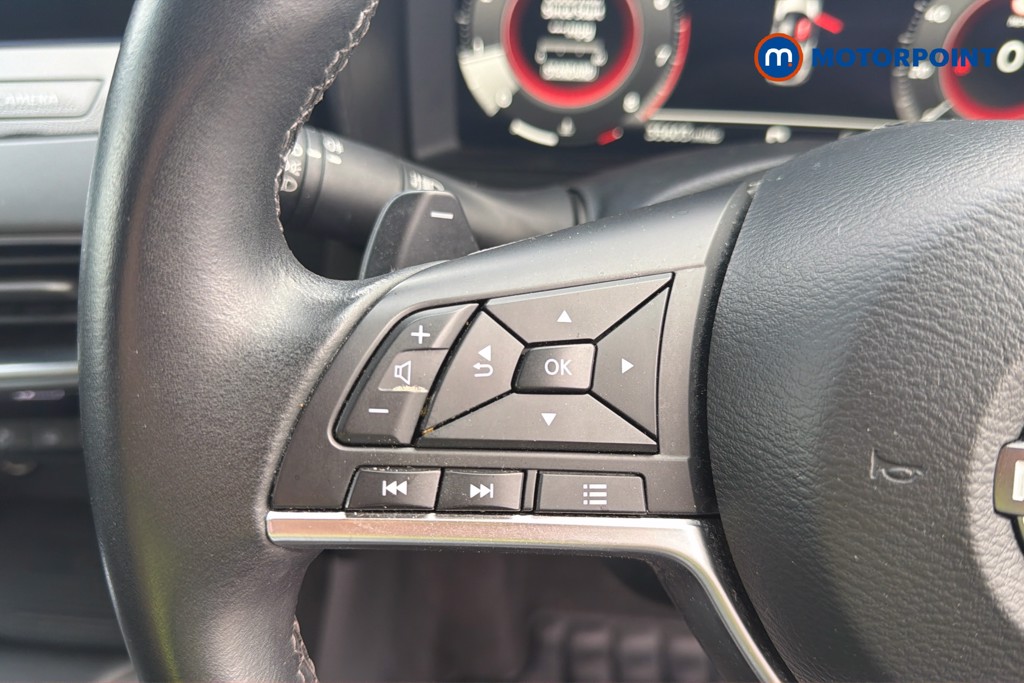 Nissan Juke N-Connecta Automatic Petrol SUV - Stock Number (1667466) - 7th supplementary image