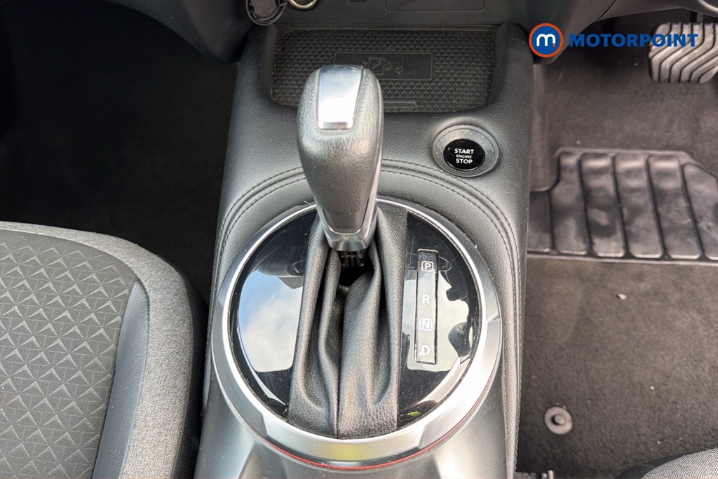 Nissan Juke N-Connecta Automatic Petrol SUV - Stock Number (1667466) - 14th supplementary image