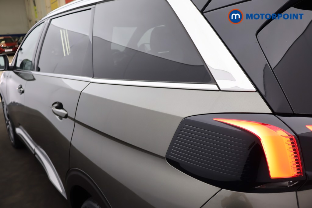 Peugeot 5008 Gt Line Automatic Petrol SUV - Stock Number (1667773) - 33rd supplementary image
